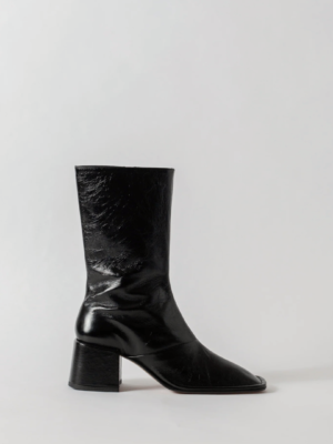 THE CAMILLA BLACK SQUARE TOE ZIPPER
