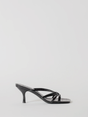 THE JENNIE BLACK