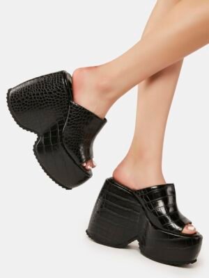 Nennia Platform Wedges