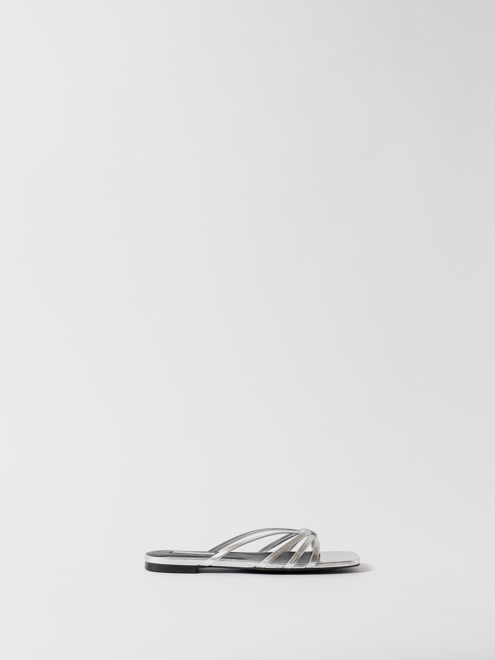 THE JENNIE FLAT SILVER - Image 17