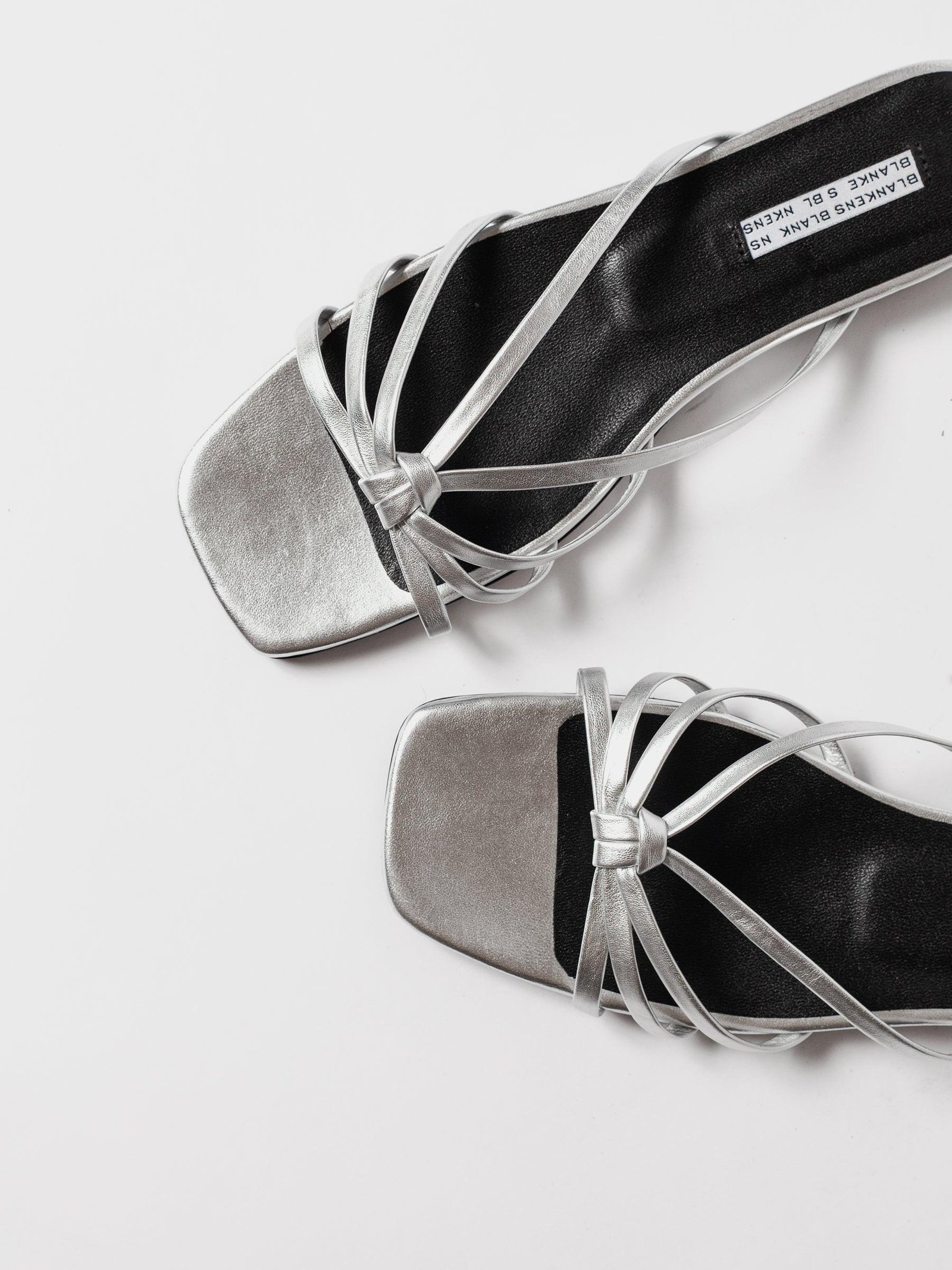 THE JENNIE FLAT SILVER - Image 2
