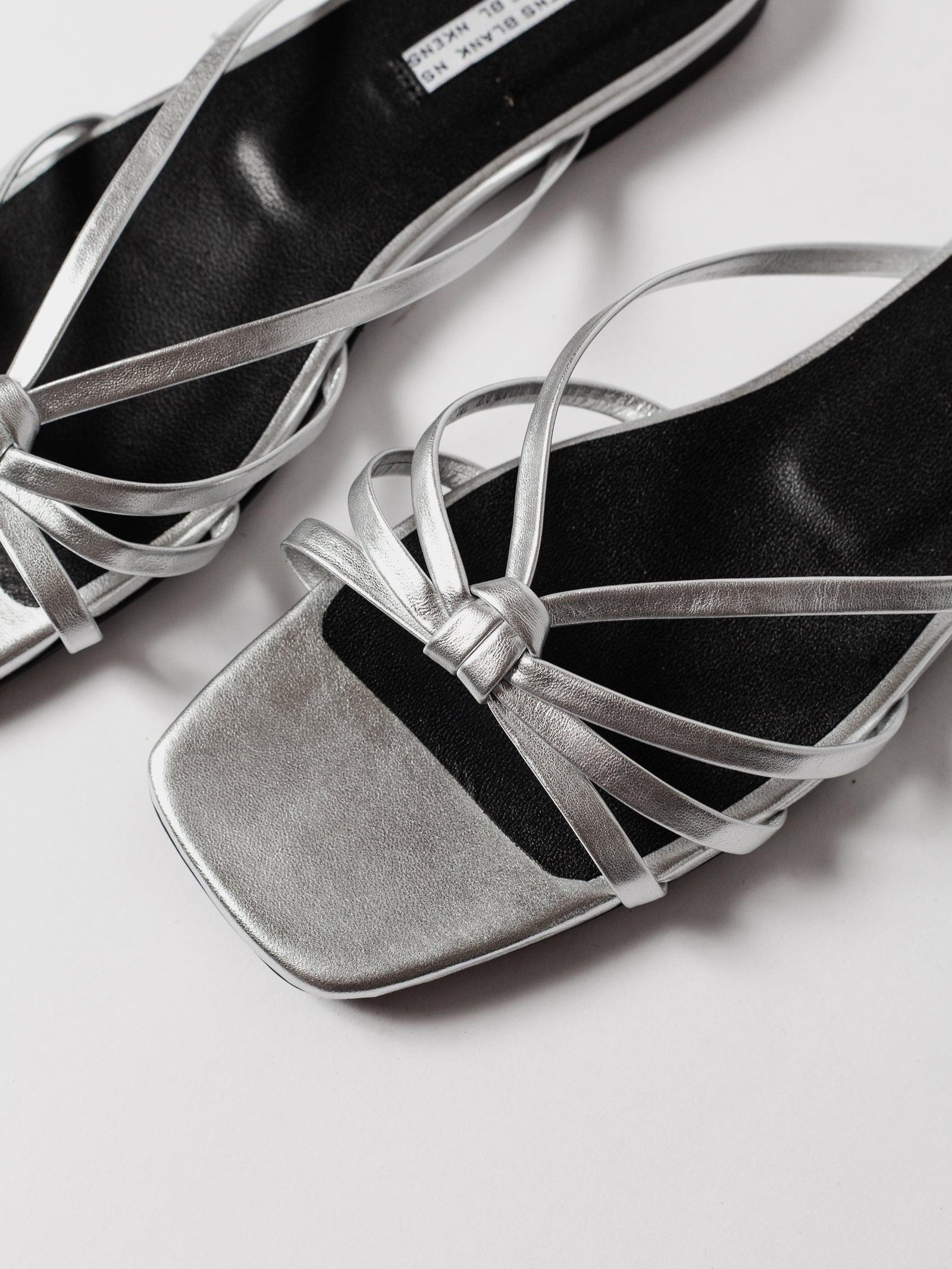 THE JENNIE FLAT SILVER - Image 5