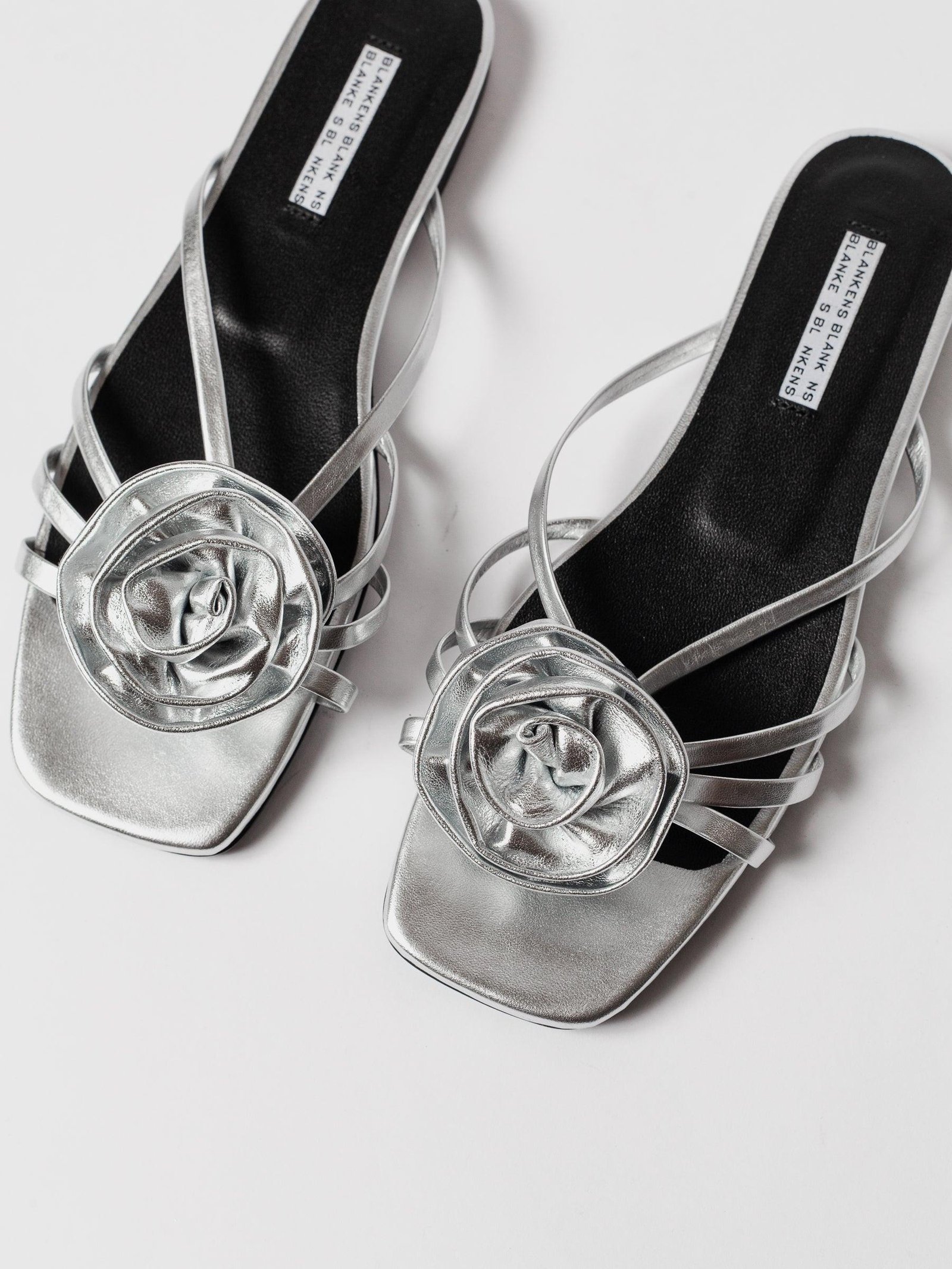 THE JENNIE FLAT SILVER - Image 9