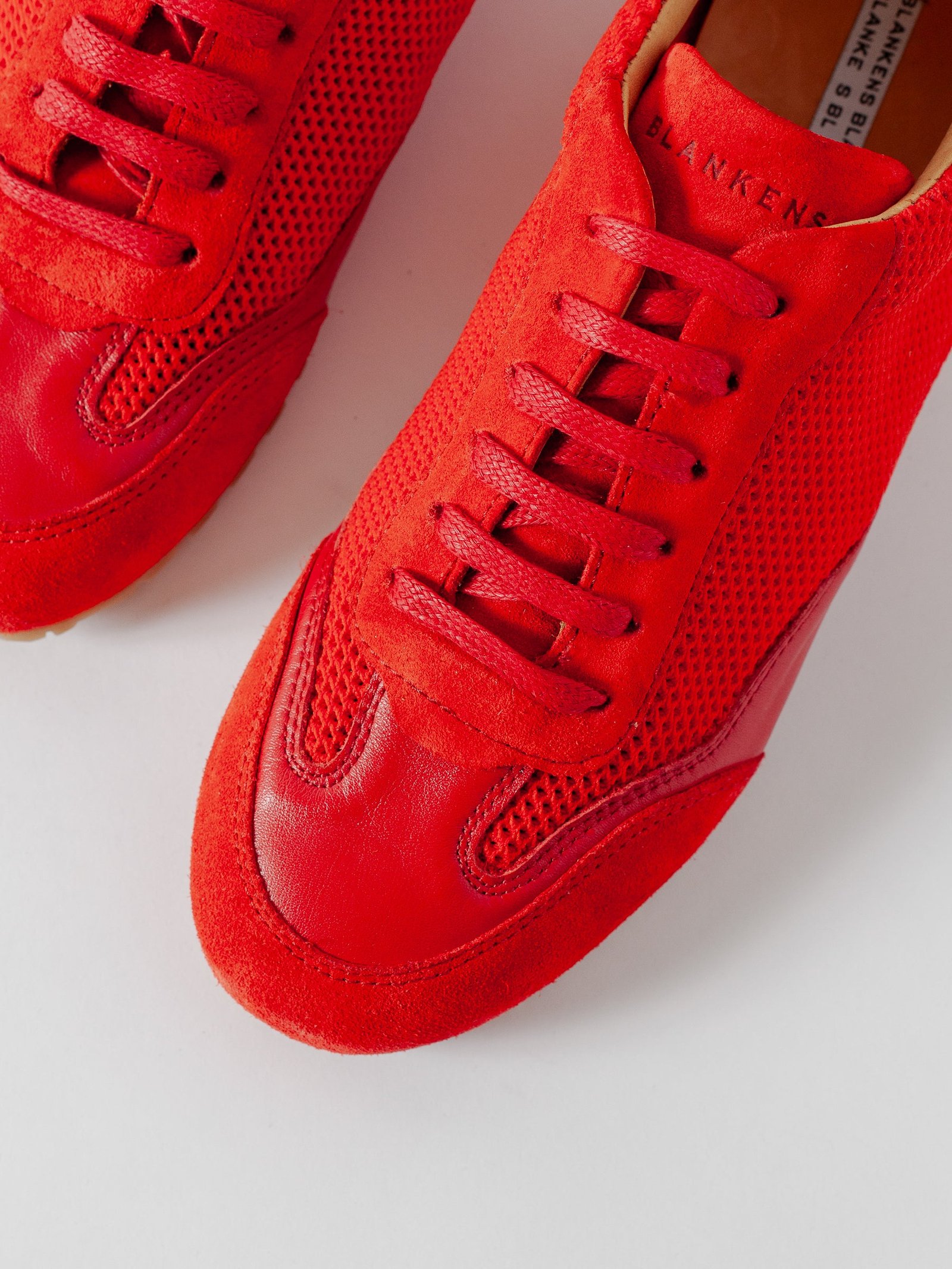 THE MAY RED - Image 4