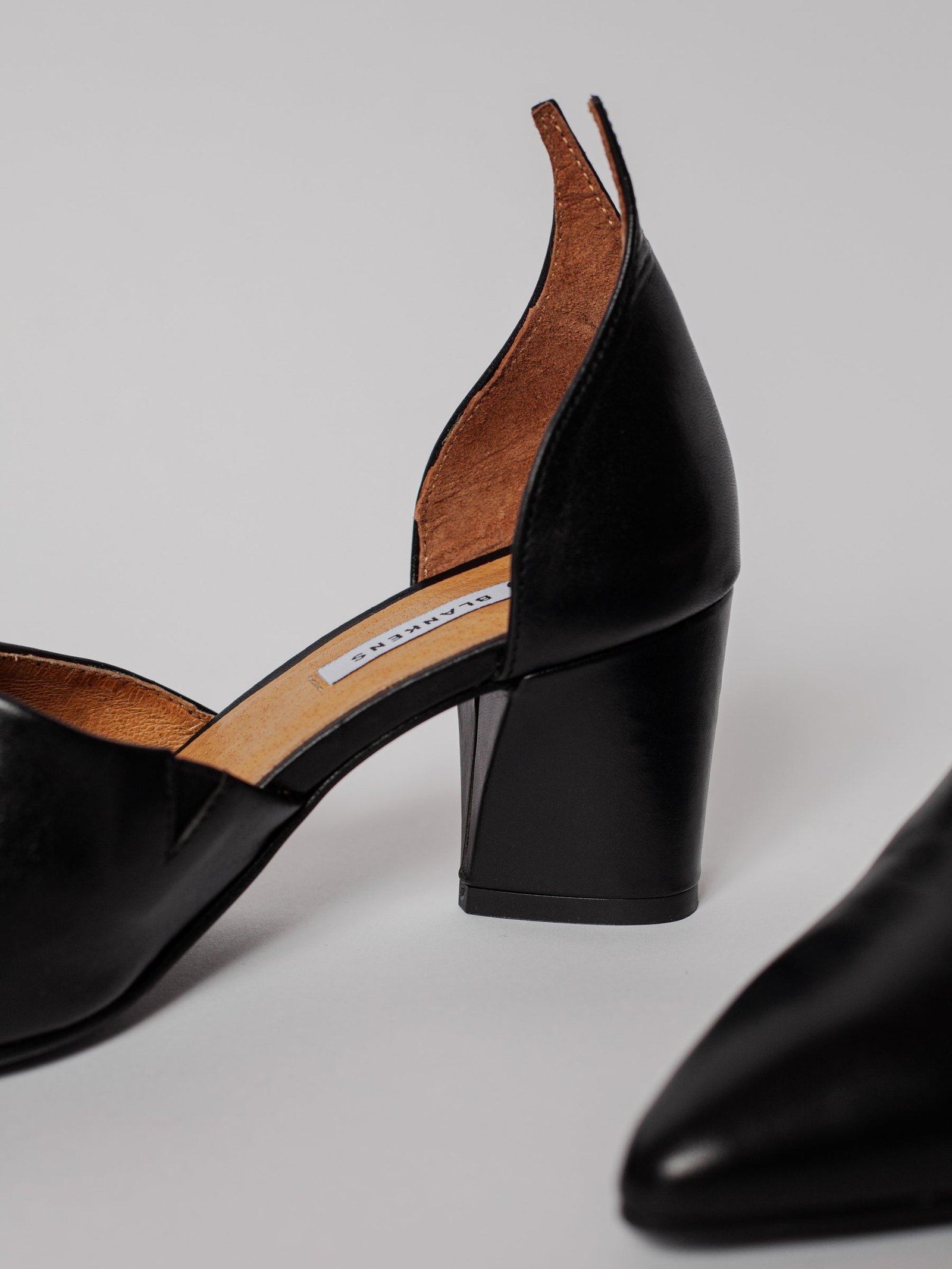 THE RIVERSIDE BLACK LEATHER - Image 5